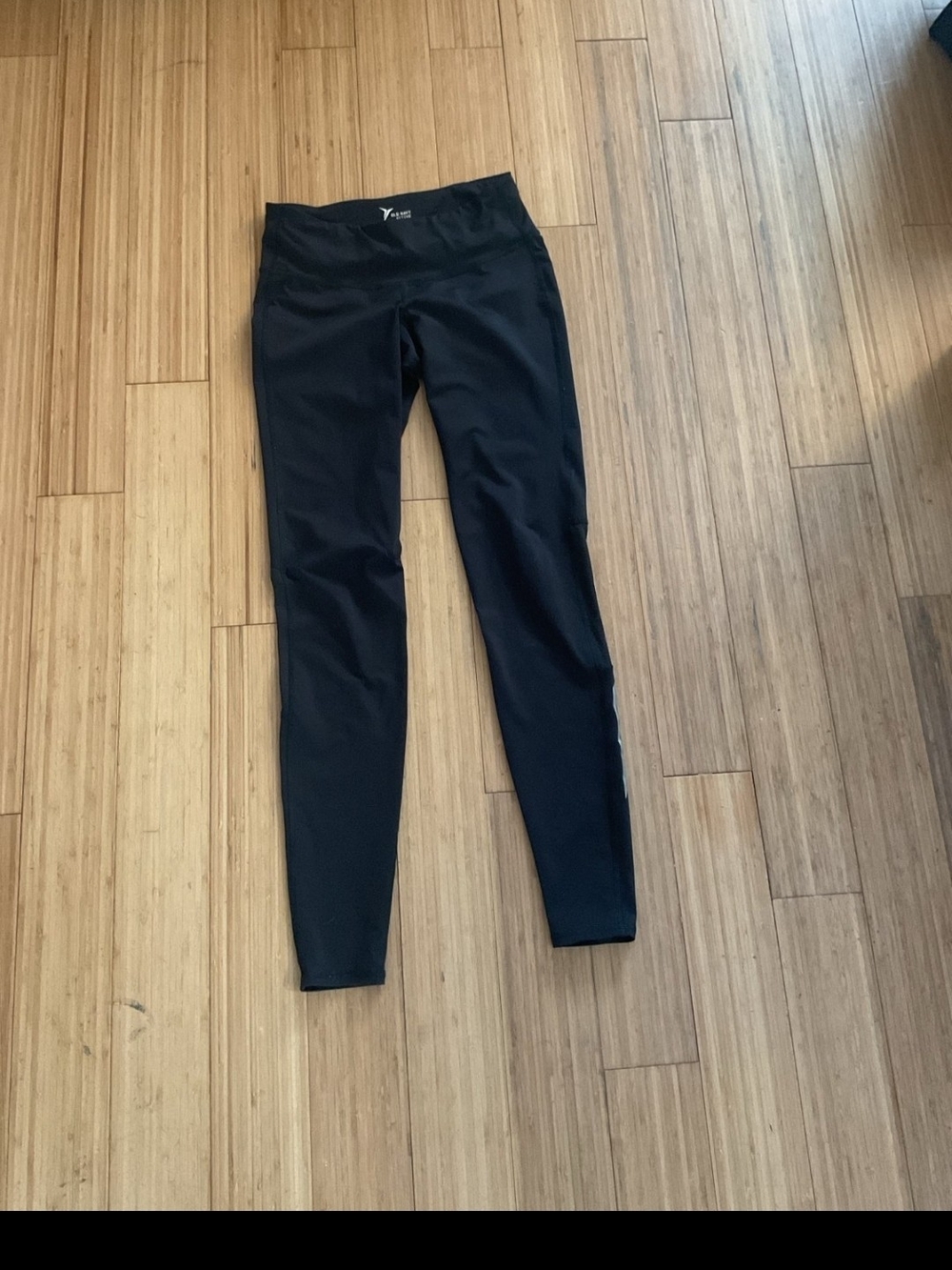 Old Navy Active Go Dry women’s leggings size small casual athletic black.